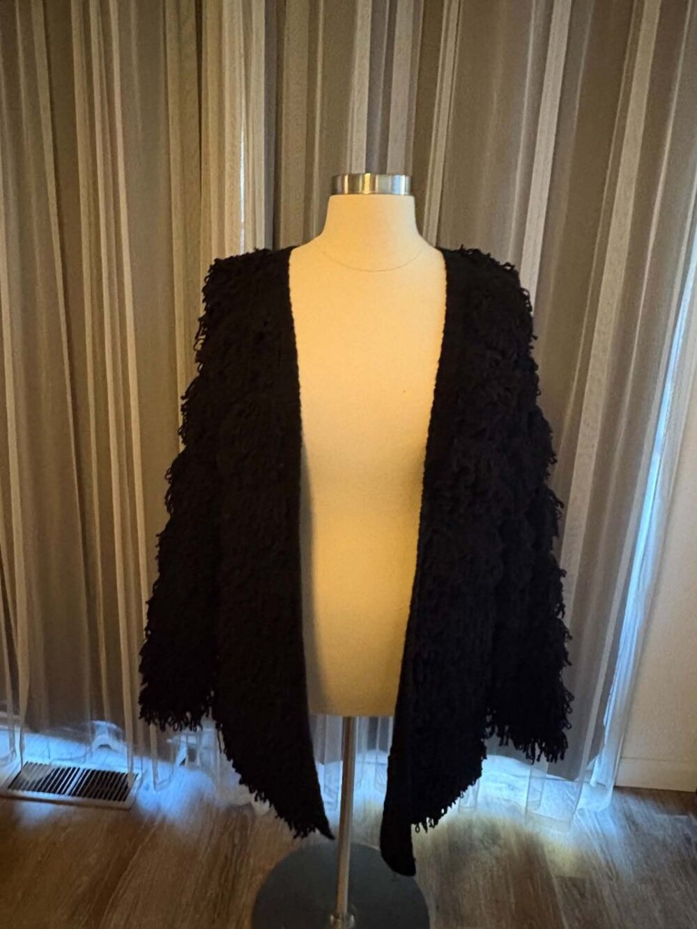 Torrid size 3 EUC Black Shag Teddy coat
